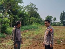Ketahanan Pangan, Bhabinkamtibmas Polsek SerangPolreta Serkot Berkordinasi dengan Kelompok Tani ITS