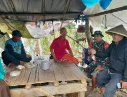 Babinsa Pagenjahan Jalin Silaturahmi, Perkuat Komsos di Kronjo