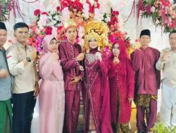 Tangis Haru Penuh Bahagia Pernikahan Neneng dan Gunawan, Dikampung Cipanas Desa Mancak.