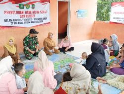 Sertu Syafuri Ajak Warga Cikerai Terapkan Gaya Hidup Sehat Lewat TMMD 125 Kodim 0623/Cilegon