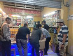 Tindak Lanjuti Laporan Masyarakat, Kurang Lebih Seratus Botol Miras Diamankan Polsek Cisoka