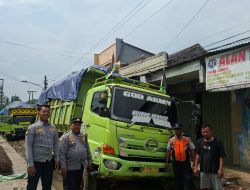 Kedua Kalinya Dum Truk Tanah Amblas Di Cisoka, Dishub Kab Tangerang Sigap Bantu Kelancaran Arus Lalin
