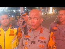 Kapolda Banten Tinjau Arus Mudik Lebaran Didampingi Petugas ASDP Pelabuhan Merak